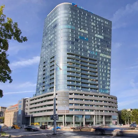 מלון דירות In - Hanza Tower - Sauna & Pool *