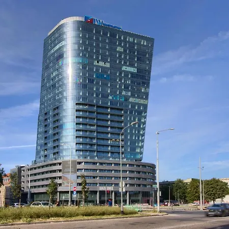 מלון דירות In - Hanza Tower - Sauna & Pool *