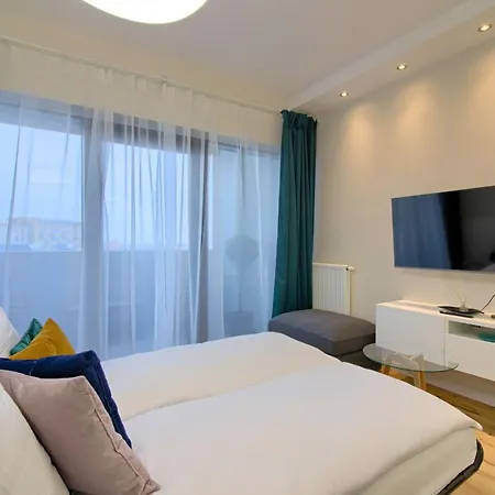 מלון דירות In - Hanza Tower - Sauna & Pool